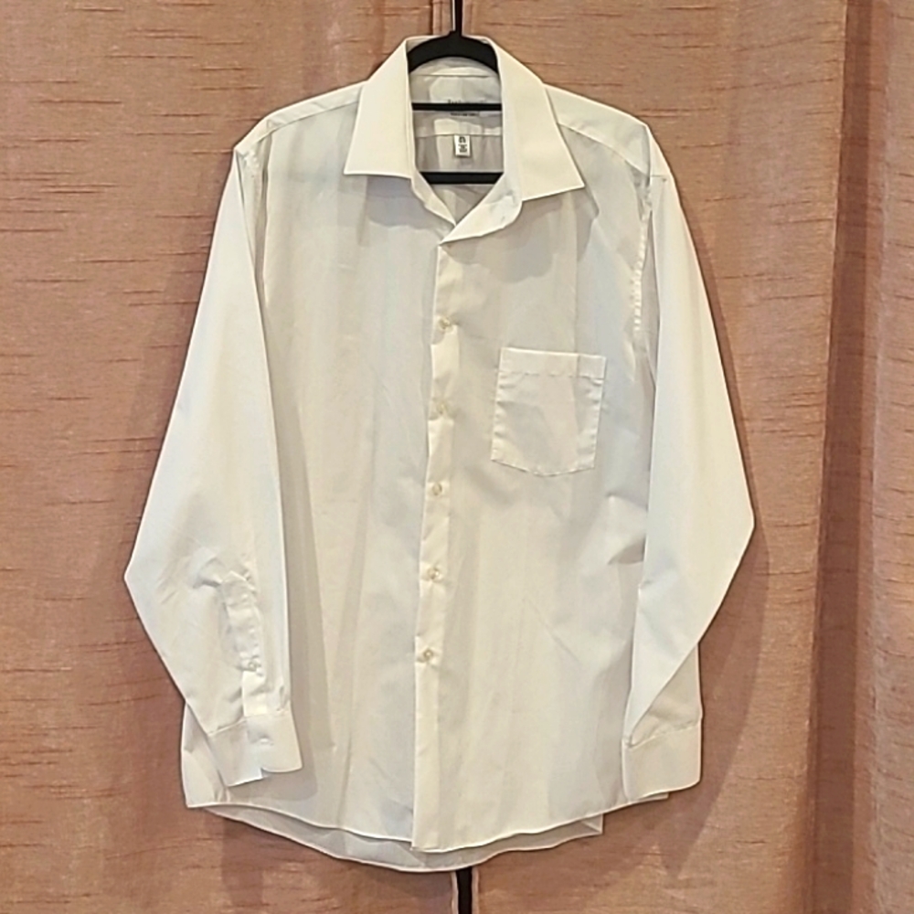 VanHeusen "regular fit" sz16 1/2 34/35 "wrinkle free" mens button-up white shirt